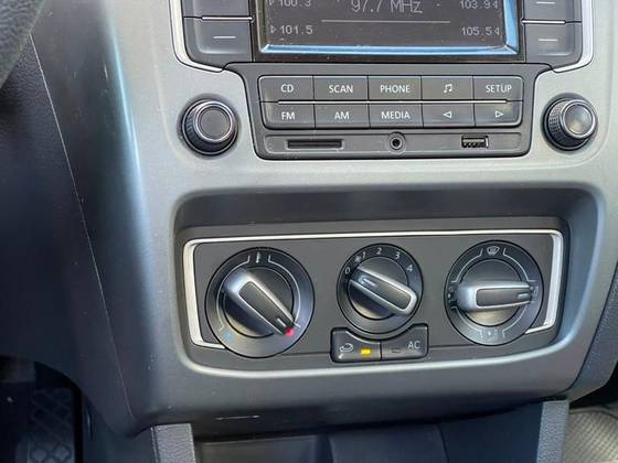 VOLKSWAGEN FOX 1.6 MSI COMFORTLINE 8V FLEX 4P MANUAL VOLKSWAGEN FOX 1.6 MSI COMFORTLINE 8V FLEX 4P MANUAL